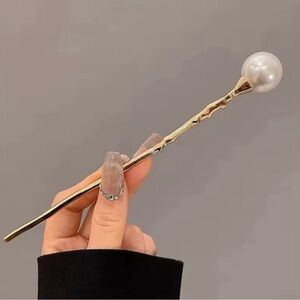 Elegant Gold Hair Stick with Pearl Accent NWT